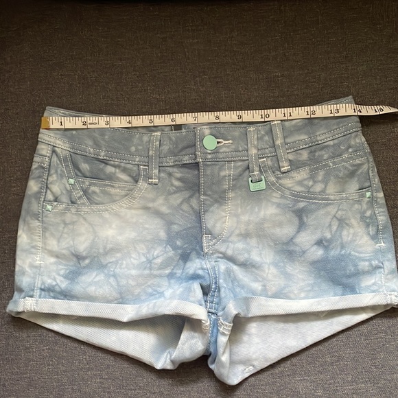 Denim Short Samuel & Kevin, Blue and White colors Size “M”  COD # 0150. - Picture 8 of 11